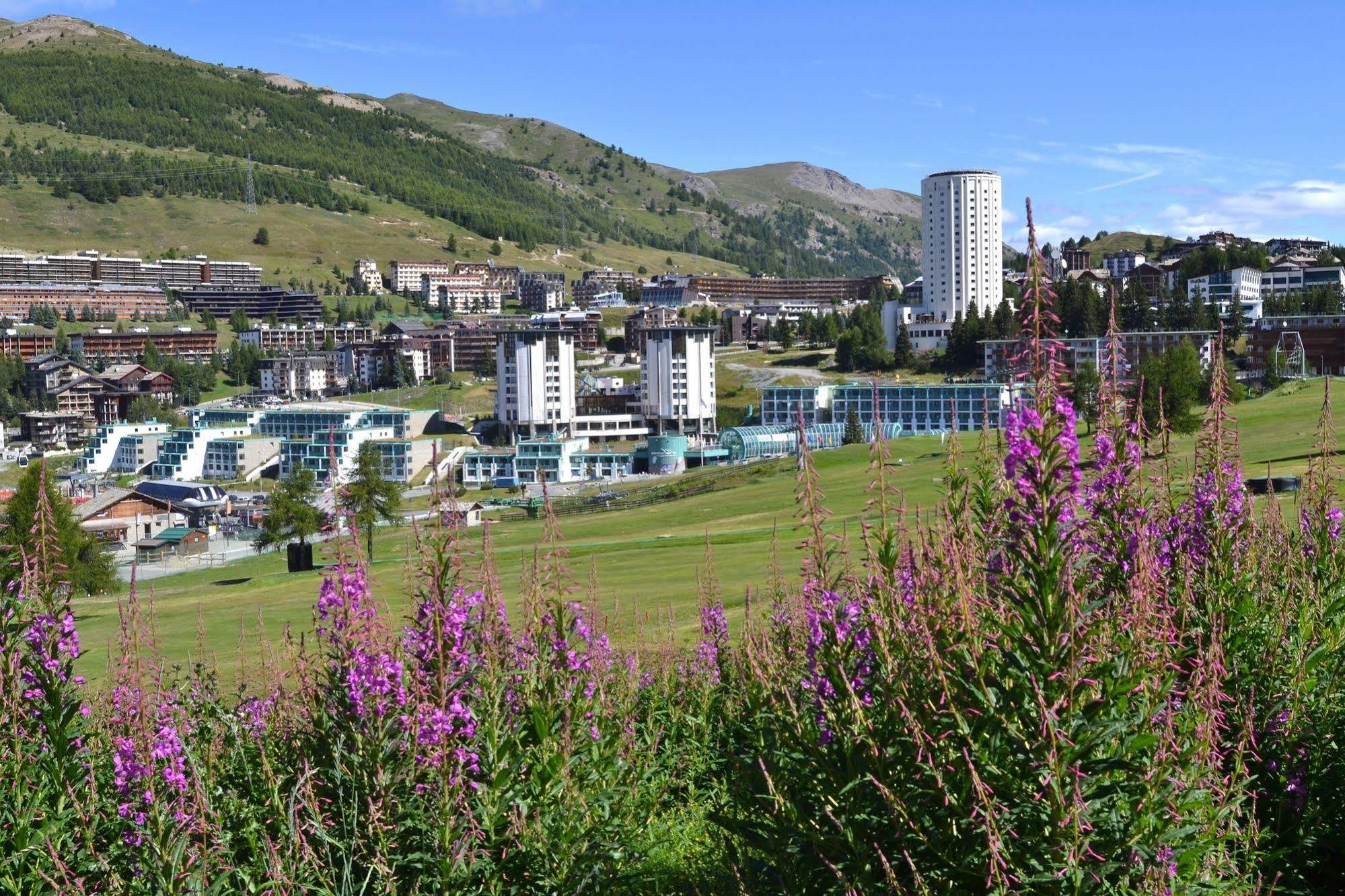 Olimpic Village Th Sestriere Apartments Екстер'єр фото